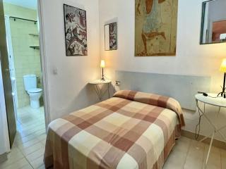 Apartment in Spain near Sandy Beach - L'Escala - 2
