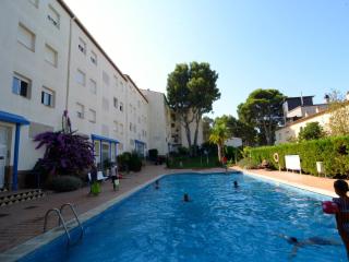 Apartment for five people with pool - L'Escala - 3