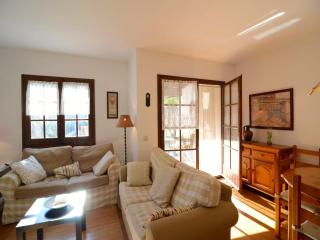 Chalet in Pals near Platja del Grau Beach - 1