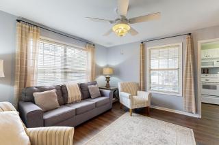 Island Square 401 - Island Retreat - 0