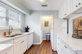 Island Square 401 - Island Retreat - 4