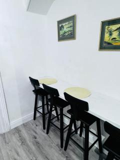 Naas Town - Budget Double Bedrooms - Naas - 2