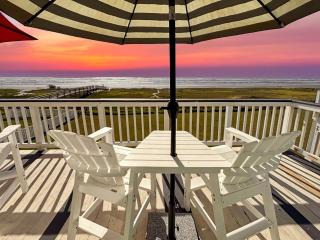 Beachfront Million Dollar Views 2 King Beds Sonos - Galveston - 0