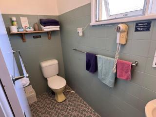 ALPINE COUNTRY MOTEL plus FREE COFFEE - Cooma - 8