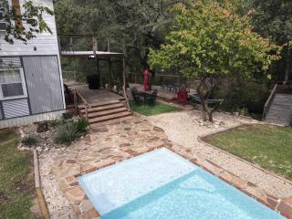 Farmhouse, Private Pool, Spa and Gym! Waco 30 min - 8