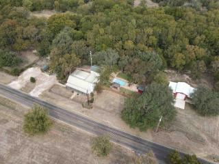 Farmhouse, Private Pool, Spa and Gym! Waco 30 min - Gatesville - 1