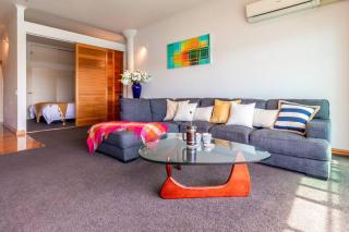 Large 1br with gorgeous sea views - Auckland - 5
