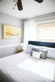 BIG apartment in the center of it all - 4