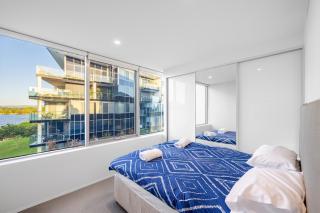Lakefront Modern 2 BDR Apartment with 2 Parking Kingston - Kingston - 1