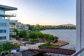 Lakefront Modern 2 BDR Apartment with 2 Parking Kingston - Kingston - 9
