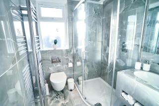Modern 2nd Floor Flat Croydon - Croydon - 4