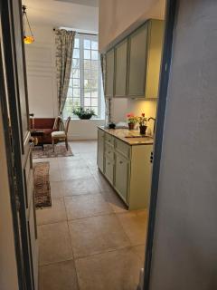 Château Apartment Retreat- Twin Beds - 7