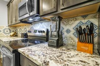 1271 S Preston St - Louisville - 3