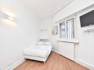 Studio renovate & luminous, Guy-Moquet St-Ouen Bichat - MOBILITY LEASE - Paris - 7