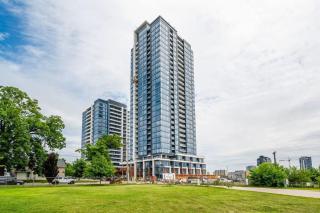 High Rise 1BR Building w Gorgeous Views - Kitchener - 6