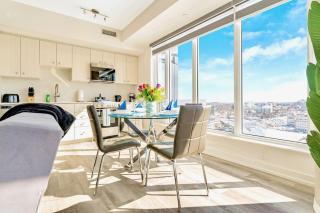 High Rise 1BR Building w Gorgeous Views - Kitchener - 2