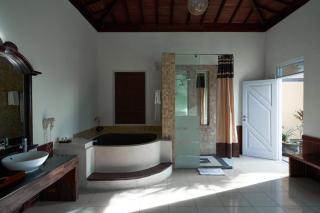 The Beverly Hills Bali Villas Jimbaran - Jimbaran - 3