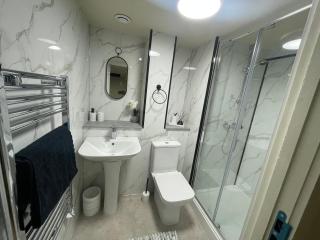 Luxury Mezzanine Apartment In Central Leeds - Central Station - 9