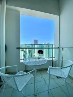 Mansion One by Sky Hive - George Town - 3
