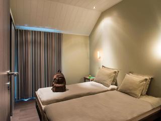 Cozy Villa for 8 with Balcony & Fireplace - Boussu-lez-Walcourt - 3