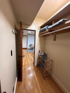 Studio- Steps from Stanford & Close to Everything! - 5