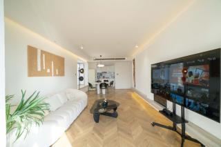 Molly House- Near Nanjing East Road,2-Bedrooms with Elevator, 2 bathrooms,1 bathtub , Near the subway - 1