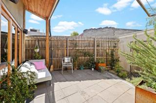 Bright bedroom in beautiful house in Preston close to the action! - Melbourne - 9