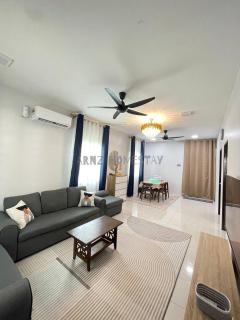 ARNZ Homestay-Fully Aircond - Teluk Intan - 0