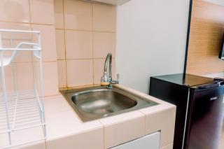Nice Studio at Serpong Greenview Apartment By Travelio - Tangerang - 5