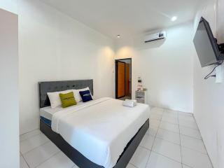 Urbanview Trunojoyo Homestay Banyuwangi by RedDoorz - Banyuwangi - 0