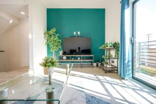 Hollywood Famous Townhome with PVT Rooftop Scenic views - Los Angeles - 9