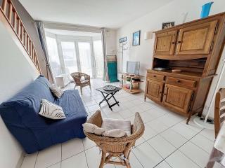 Charmante maison à 150m de la plage, 2 chambres, jardinet, proche Jullouville et St Pair-sur-Mer - FR-1-361-33 - 9