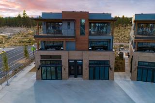 1131 Aerie Buyout 2 Units 5BDR Deck Hot Tub Views Near DT - Bend - 9