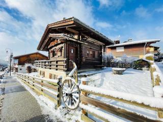 Chalet cosy savoyard, cœur de village, proche pistes - FR-1-505-221 - Notre-Dame-de-Bellecombe - 2