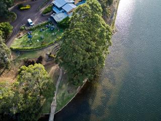 Evedon Lakeside Retreat - Burekup - 6