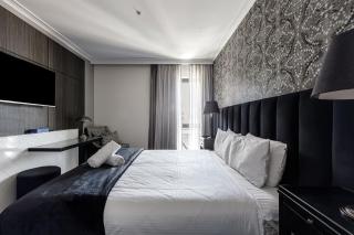 Modern Nomads Classic Styled King Studio with Indoor Pool - Melbourne - 5