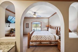 Fam Friendly - 2BR Condo - POOL Fitness Ctr MORE - Gatlinburg - 6