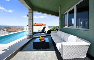 Awesome Home In Primosten - Primošten - 9