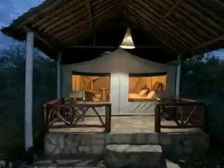 Maasai home stay - Ololaimutiek - 5