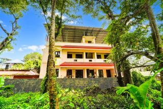 Super Hotel O Nettoor Near Lakeshore Hospital - Cochin - 1