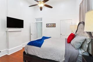 Freshly Renovated Home near the French Quarter - New Orleans - 4
