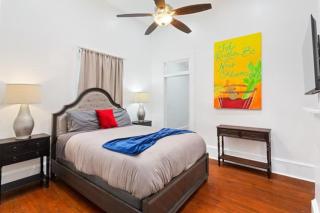 Freshly Renovated Home near the French Quarter - New Orleans - 3