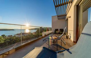 Lovely Home In Potirna Uvala Nova - Potirna - 4