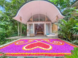 Sacred Canyon Reserve by Pramana Villas - Payangan - 5