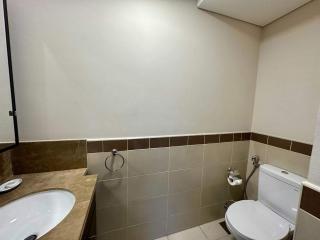Silkhaus 1BR Downtown Heart in Emaar Tower - 2