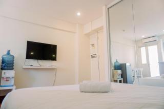 Comfy and Modern Studio at Kebagusan City Apartment By Travelio - 8