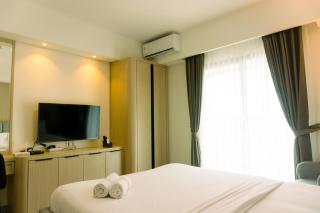 Well Furnished and Elegant 1BR at Bintaro Embarcadero Apartment By Travelio - 6