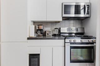 Blueground Lower East Side AC nr Katzs NYC-1551 - 8