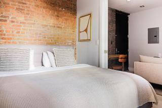 Blueground Lower East Side AC nr Katzs NYC-1551 - 3