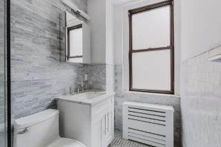 Blueground Midtown gym AC nr Chrysler NYC-1665 - New York - 1